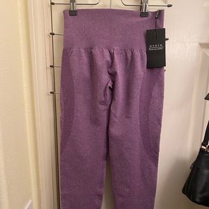 Violet Contour Seamless Leggings by NVGTN